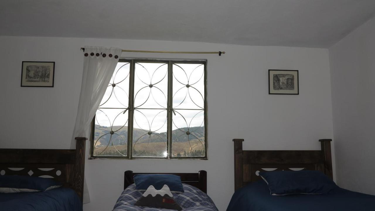 Hostal Casa Lantana Суеска Екстер'єр фото